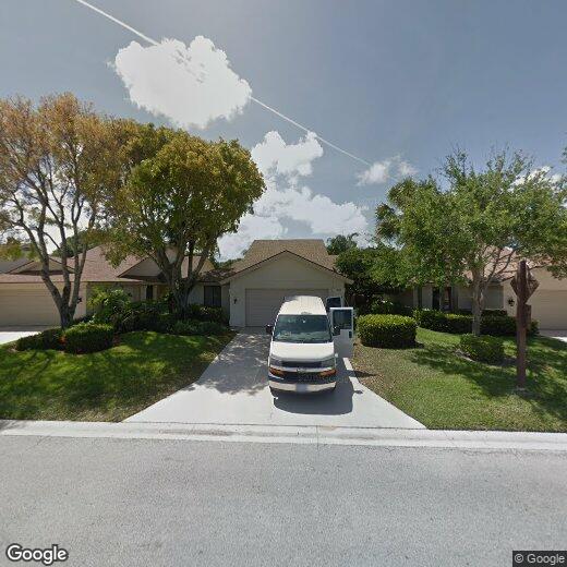 Primary Photo - 226 River Park Dr