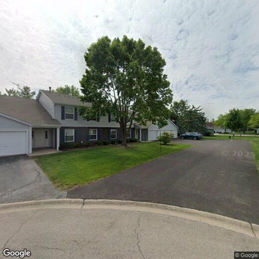 Primary Photo - 690 Thorntree Ct