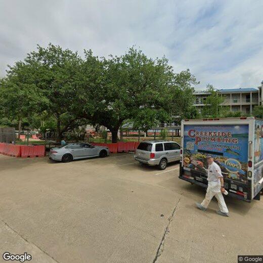 Primary Photo - 401 Lakeside Ln