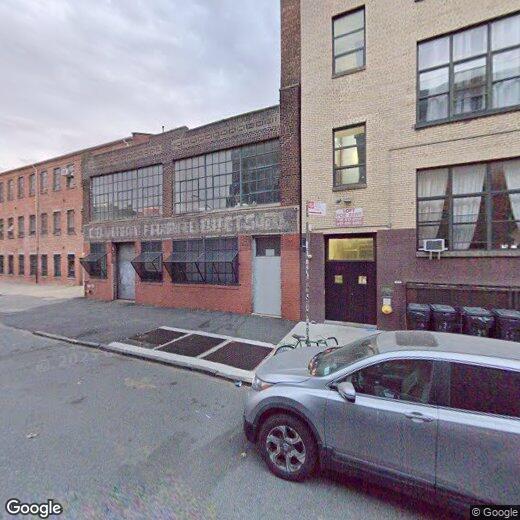 Foto principal - 255 McKibbin St