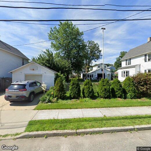 Primary Photo - 32 Kearney Ave