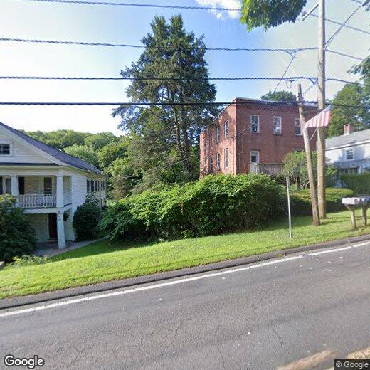 27 Elm St, Simsbury, CT 06081 Apartment for Rent in Simsbury, CT