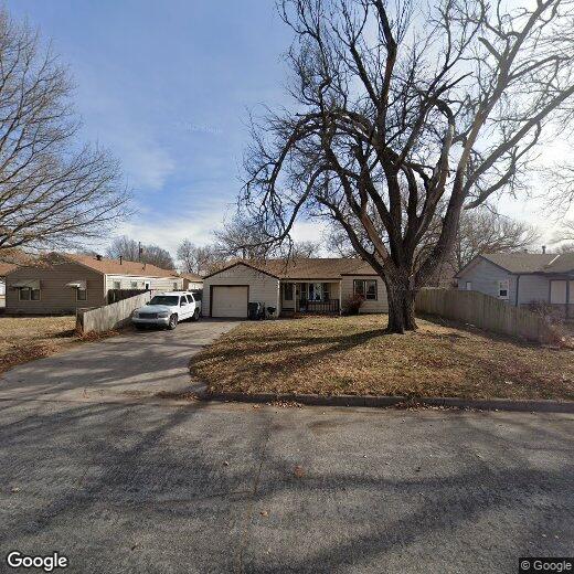 Primary Photo - 3 br, 1 bath House - 3308 S Palisade