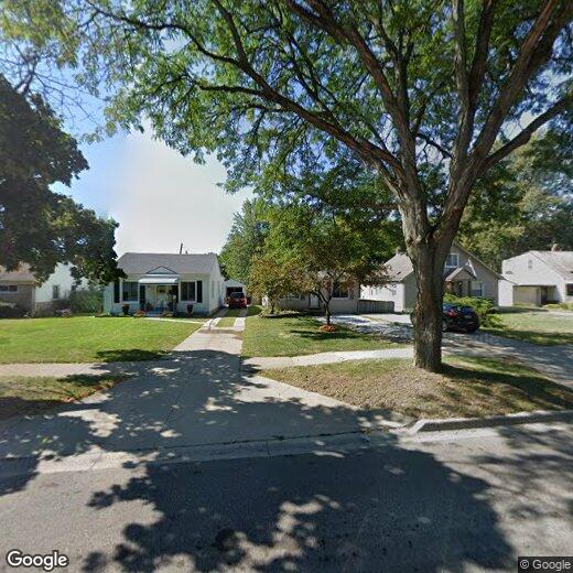 Foto principal - Charming Home in St. Clair Shores - PHOTOS...