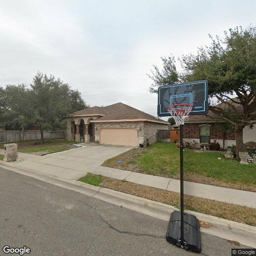 2720 Fairmont Ave, McAllen, TX 78504