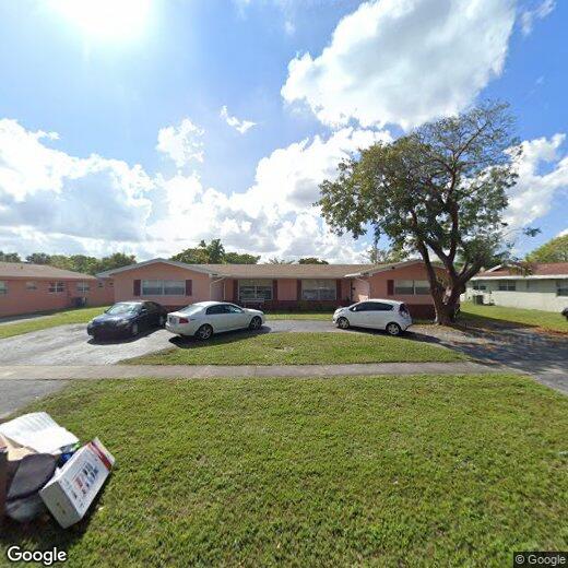 Foto principal - 7400 NW 16th St