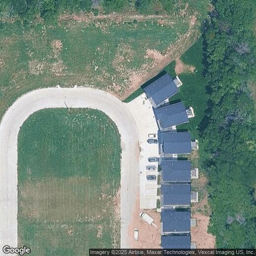 Primary Photo - 5558-5560 N Gray Drive