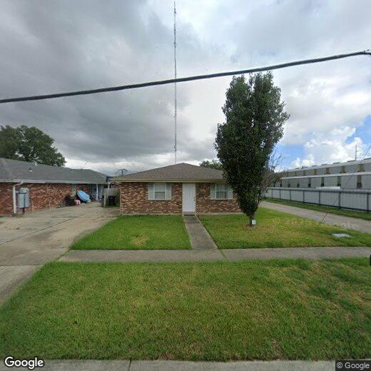 221 E Prosper St, Chalmette, LA 70043 Townhome Rentals in Chalmette LA