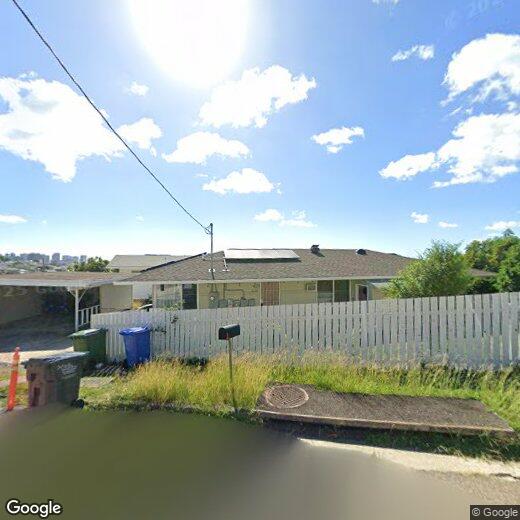 Primary Photo - 2122 Aupuni St