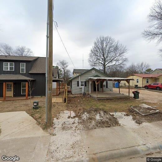 Primary Photo - 1411 S Washington Ave