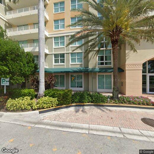 Foto principal - 700 E Boynton Beach Blvd