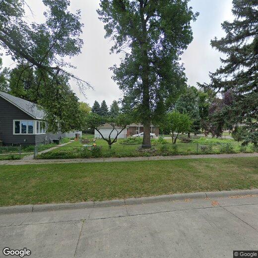Primary Photo - 4 br, 2 bath House - 316 5th St. NE