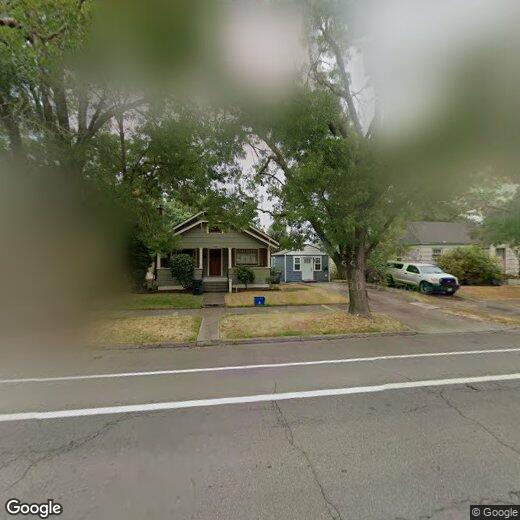 Primary Photo - Adorable, well-maintained craftsman with t...