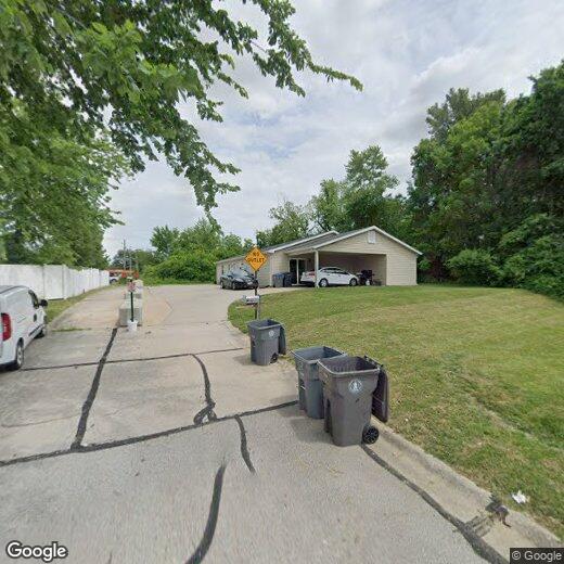 Primary Photo - 112 W Saint Joseph Ave