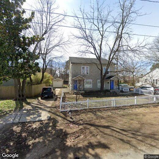 Primary Photo - 619 W Grove Ave