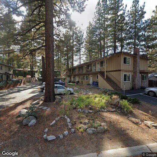 Primary Photo - 1040 Blue Lake Ave