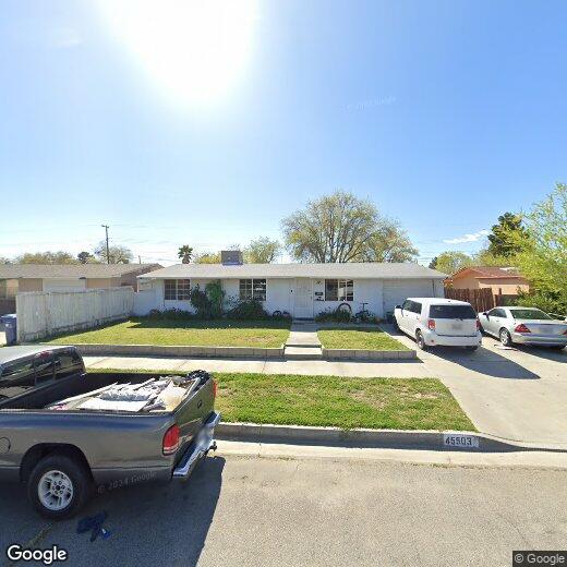 Foto principal - 45503 Gadsden Ave