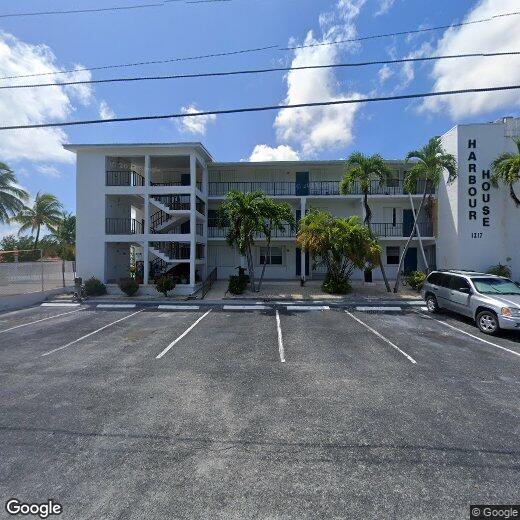 Primary Photo - 1217 Sombrero Blvd