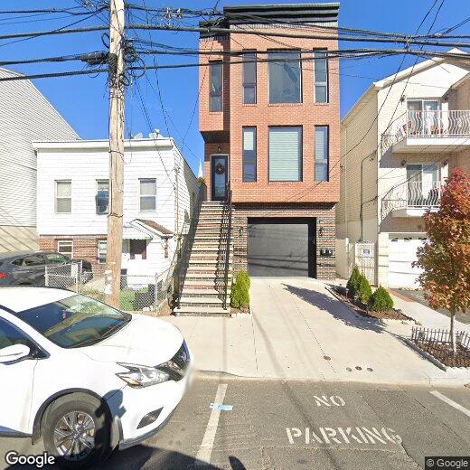 Primary Photo - 118 Bleecker St