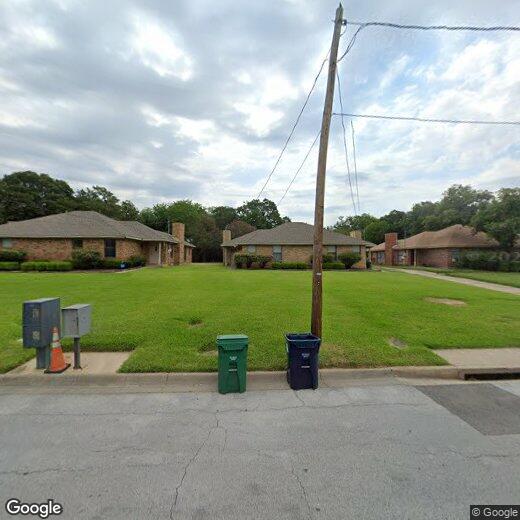 Primary Photo - 2 Bedroom/2 Bath/2 Car Carport Duplex