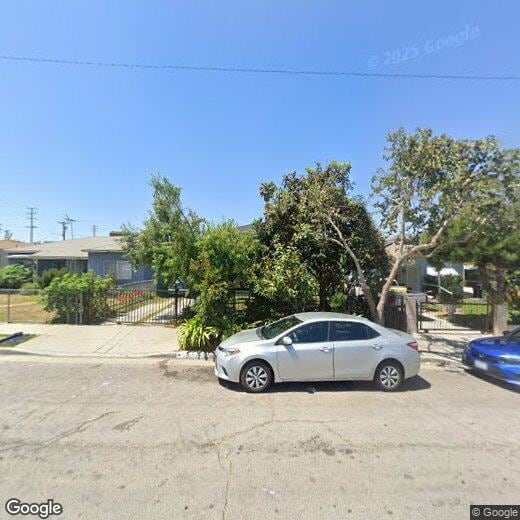 Foto principal - 11243 S Mariposa Ave