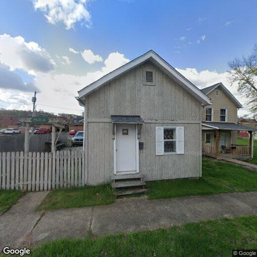 824 Shinnick St