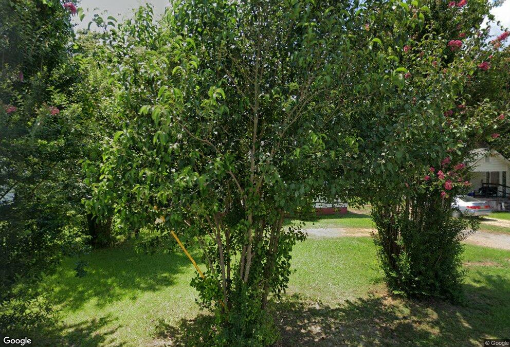 Curated visual reference: Visual Reference: 101 Bridge St Unit B Wetumpka Al 36092 Condo For