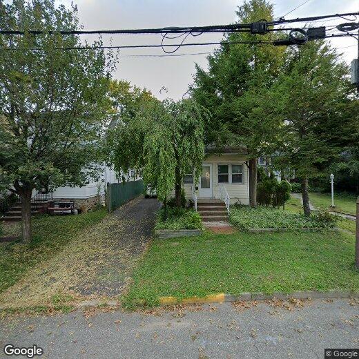 Primary Photo - 31 Chestnut St