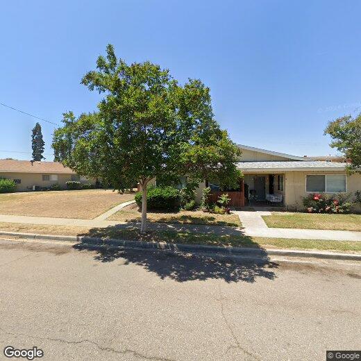 Primary Photo - Compton