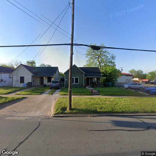 Primary Photo - 906 E Houston St
