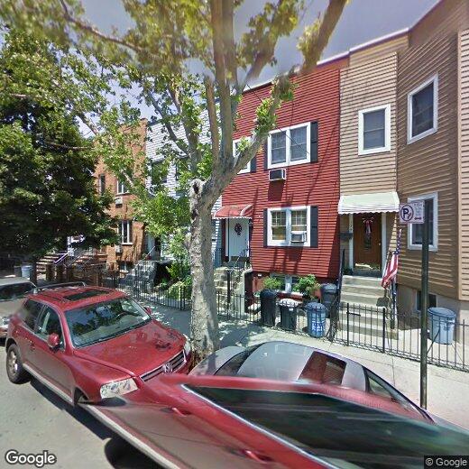 Primary Photo - 138 Diamond St