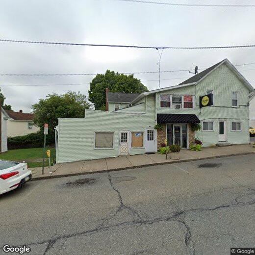 1 Pen Argyl St, Pen Argyl, PA 18072 Room for Rent in Pen Argyl, PA