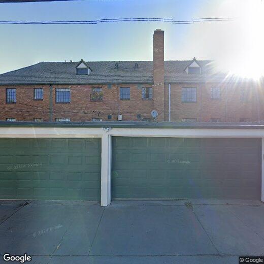 Primary Photo - 1421 Dexter St