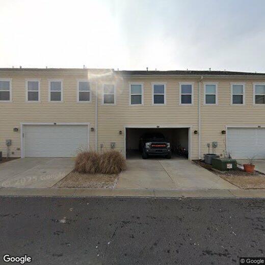 Primary Photo - 210 Overstone Ct
