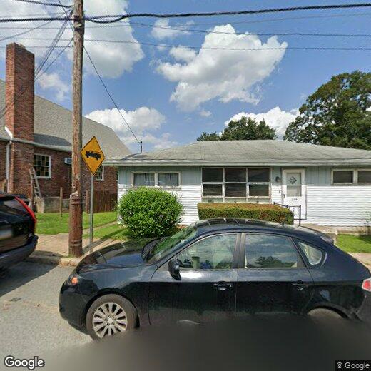 Primary Photo - 129 Chestnut St