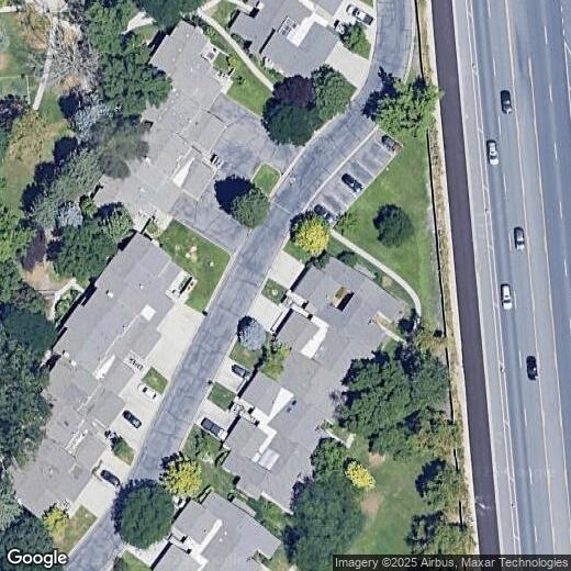 Primary Photo - 3230 N Shadowbrook Cir