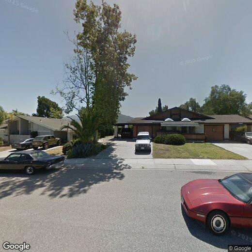 Primary Photo - 5166 Laurel Park Dr