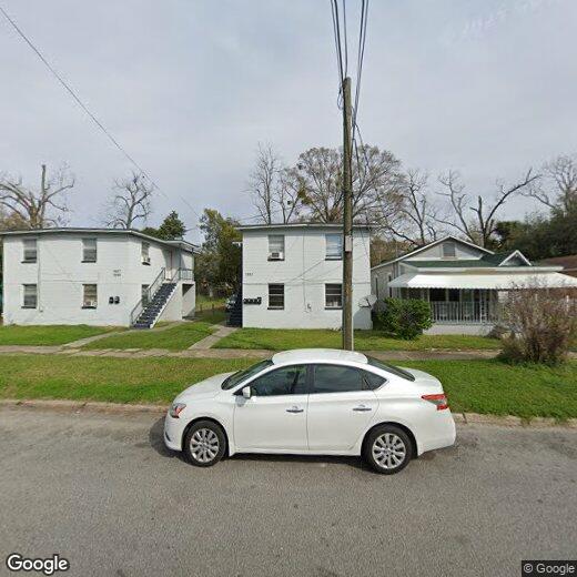 Primary Photo - 1551 Steele St