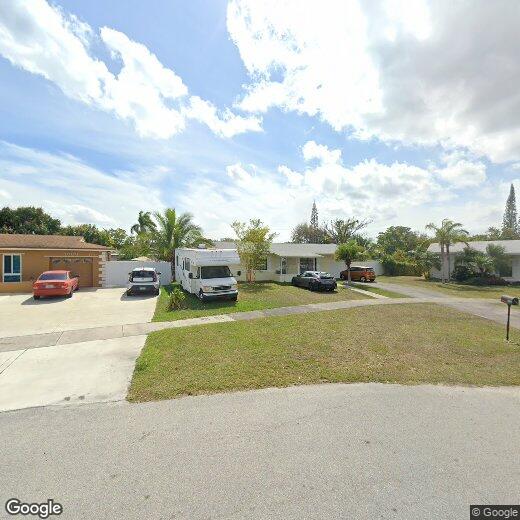 Foto principal - 10330 SW 155th St