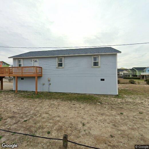 Primary Photo - 1013 N Shore Dr