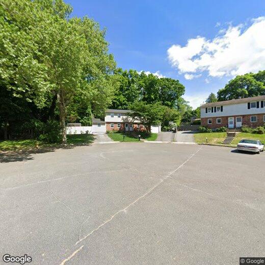 24 Van Wicklen Ct, Northport, NY 11768 House Rental in Northport, NY