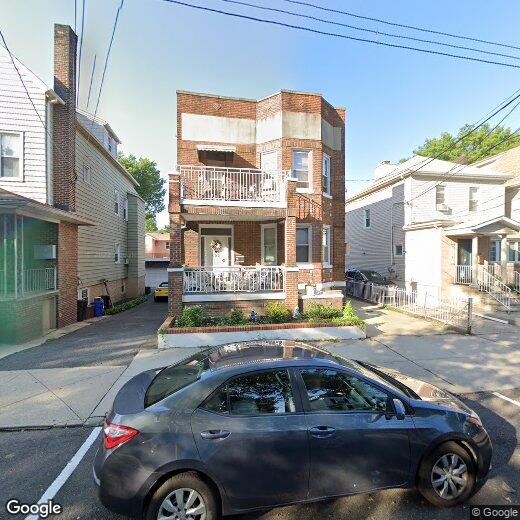 Primary Photo - 422 75th St