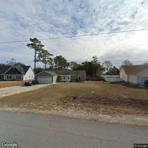 Primary Photo - 209 Oak Grove Cir