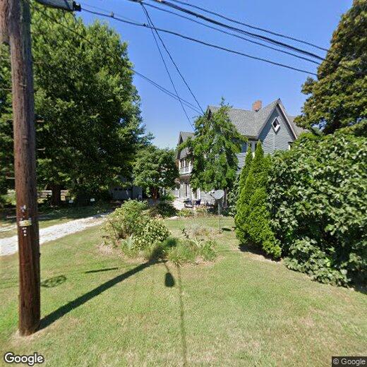 12 Joynes St, Onancock, VA 23417