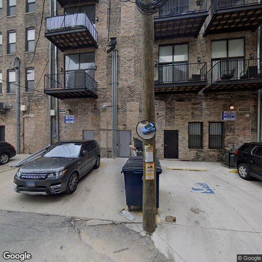 Primary Photo - 707 N Milwaukee Ave