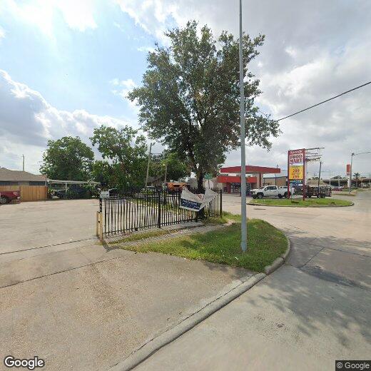 Foto principal - 1800 N Wayside Dr