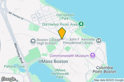 Peninsula Apartments photo'