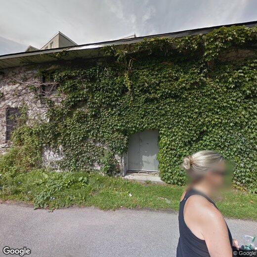 Primary Photo - 1-201 Mowat Ave
