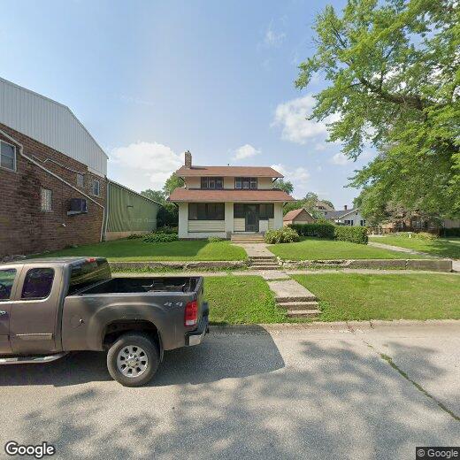 Primary Photo - 104 1st Ave SW