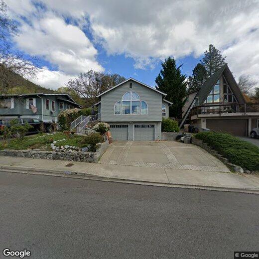 733 NE Oregon Ave, Grants Pass, OR 97526 House for Rent in Grants